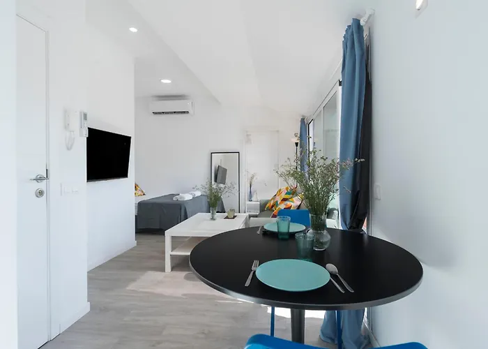 Triana Holidays 3 * Σεβίλλη