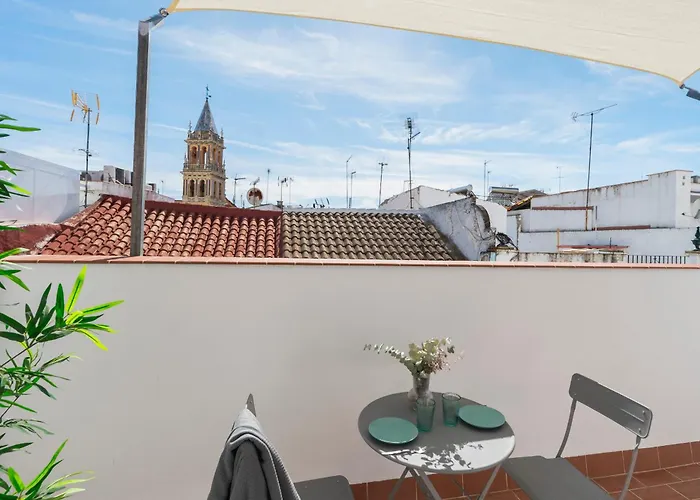 Διαμέρισμα Triana Holidays 3 *
